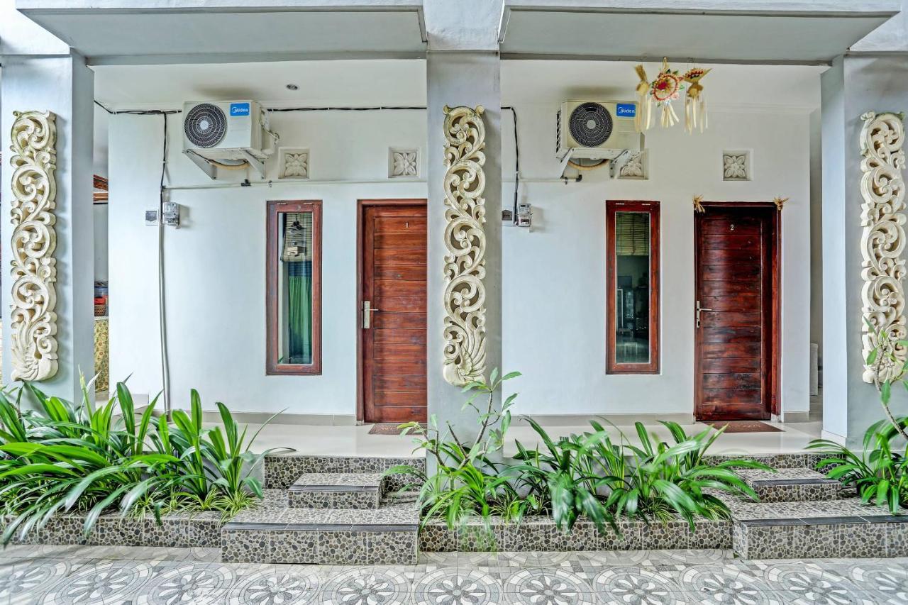 Oyo 91080 Kubu D&D Guesthouse Семіньяк Екстер'єр фото
